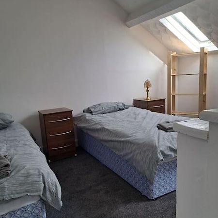1 Bed Apart Dowlais Exterior foto